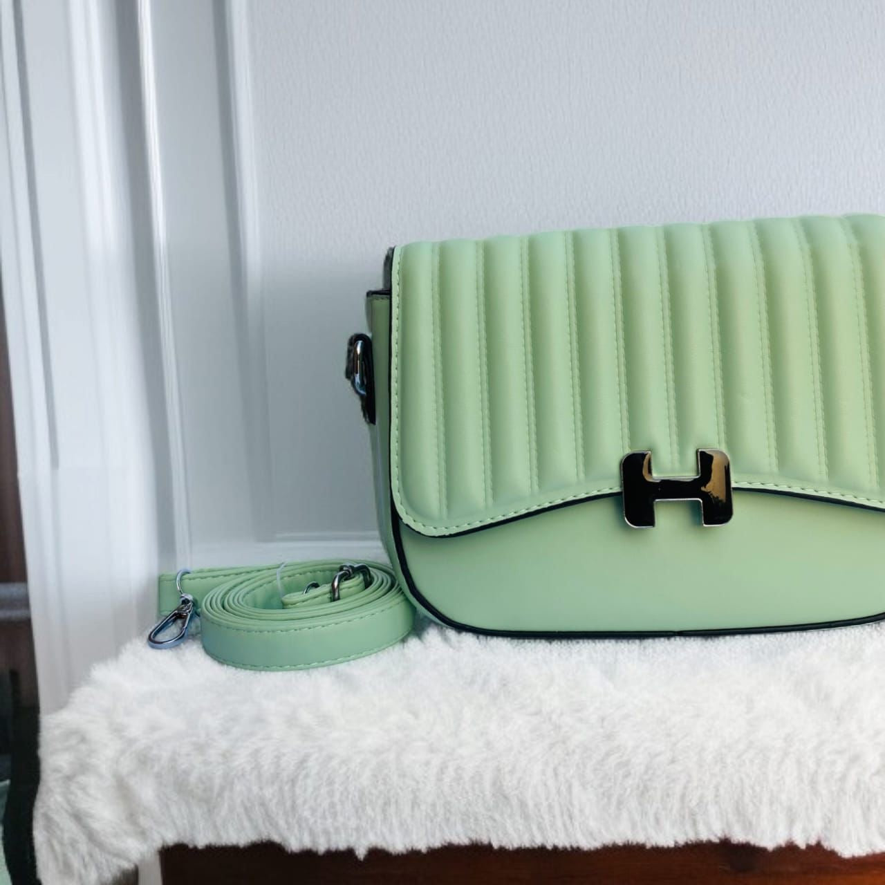 Verde Luxe Crossbody Bag