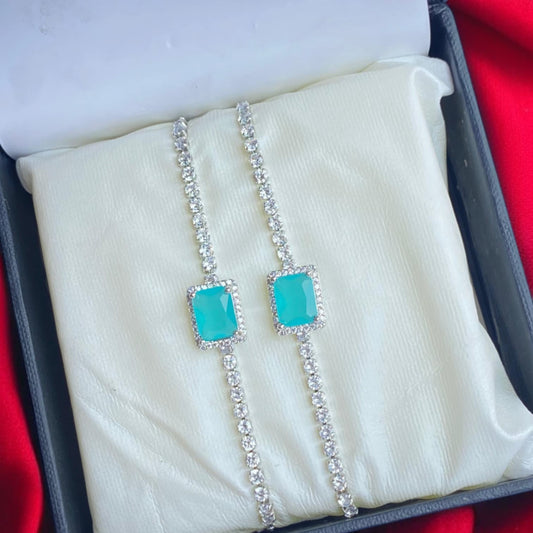 Aqua Bond – Friendship Bracelet Duo