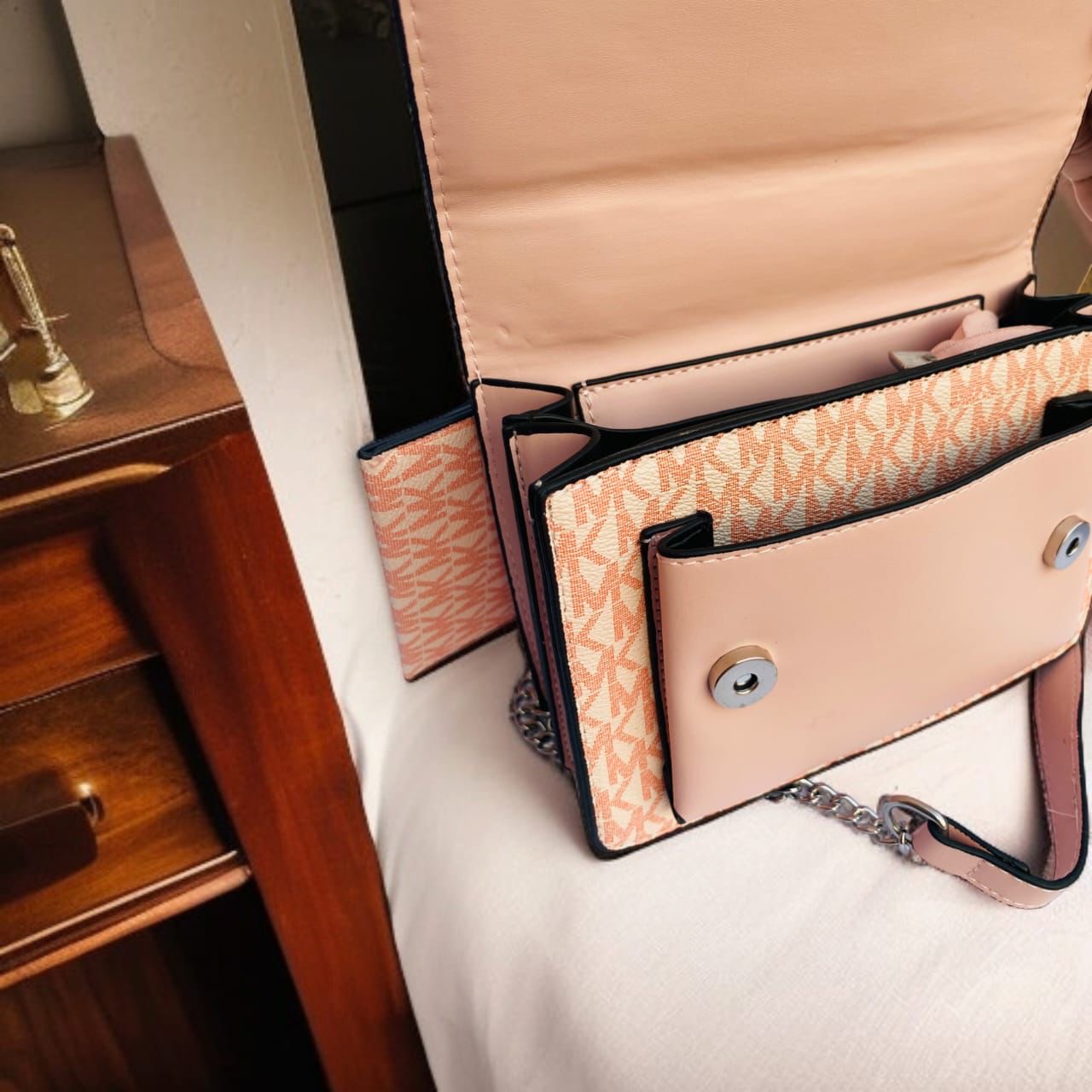 Michael Kors Crossbody Bag